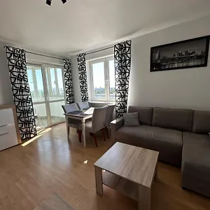 https://2-pokojowe-mieszkanie-metro-m2-swietny-widok-zachody.warsawhotelspoland.com