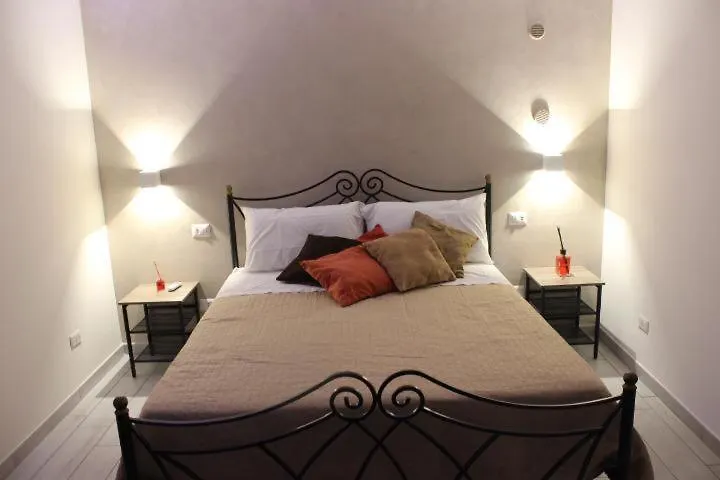 Maison Nicolai 237 Bari 0*,  Włochy